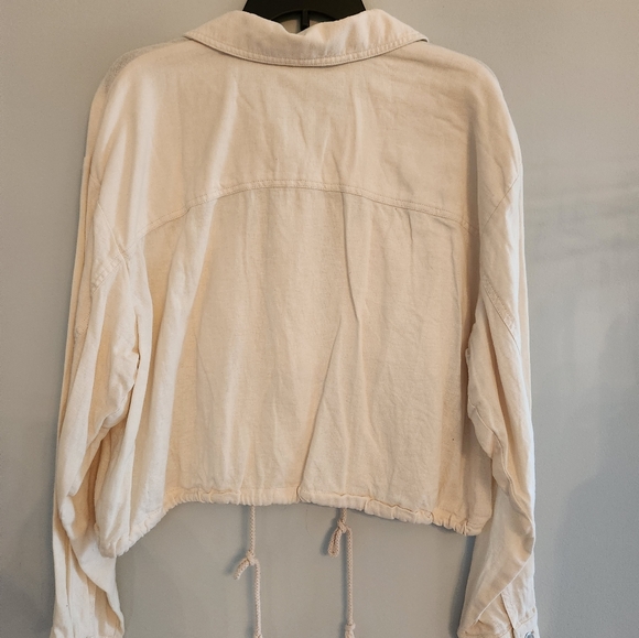 EUC DIVIDED Cream Jacket with Snap closure and Tie Bottom.  Size L - Picture 5 of 5